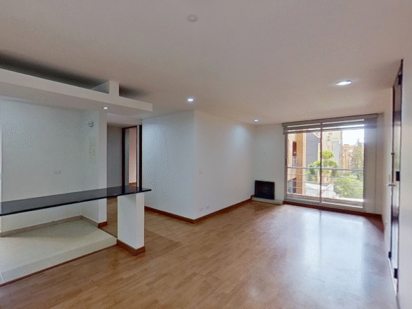 1 APARTAMENTO ALTOS DE GINEBRA EN BELLA SUIZA SALA COMEDOR CON BALCÓN