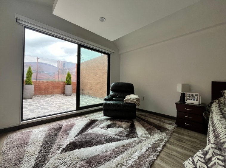 11 habitación terraza APARTAMENTO EN PORTAL DEL CHICÓ sala navarra habitación principal en tu zona felipe villa