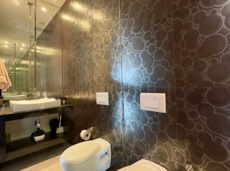 12 BAÑO HALL COCINA SALA COMEDOR TERRAZA PENTHOUSE APARTAMENTO MIRO CALLE 109 CERCA A PARQUE DE LA 93 EXTERIOR EN TU ZONA