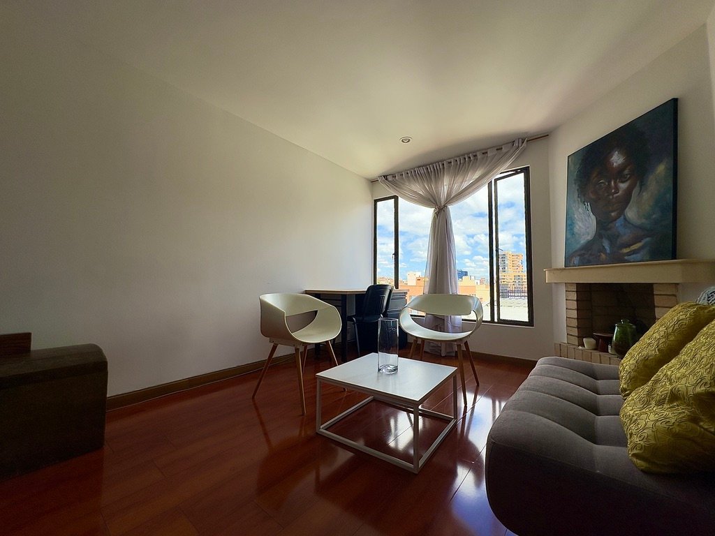 2 APARTAMENTO PINAR DEL COUNTRY EN CEDRITOS LISBOA sala