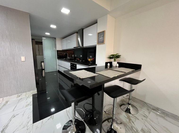 3 barra tipo americano cocina habitación terraza APARTAMENTO EN PORTAL DEL CHICÓ sala navarra habitación principal en tu zona felipe villa