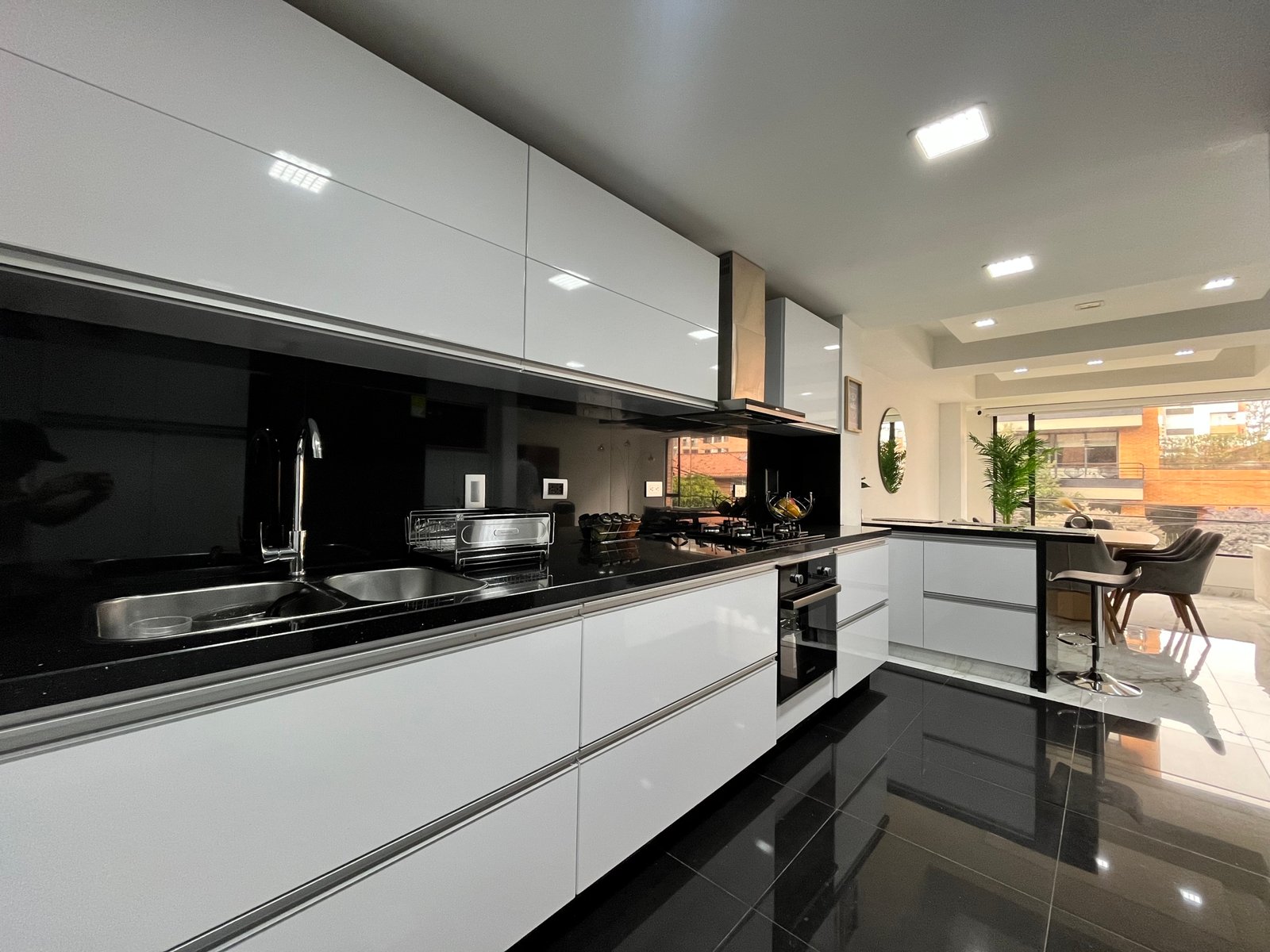 4 cocina comedor habitación terraza APARTAMENTO EN PORTAL DEL CHICÓ sala navarra habitación principal en tu zona felipe villa