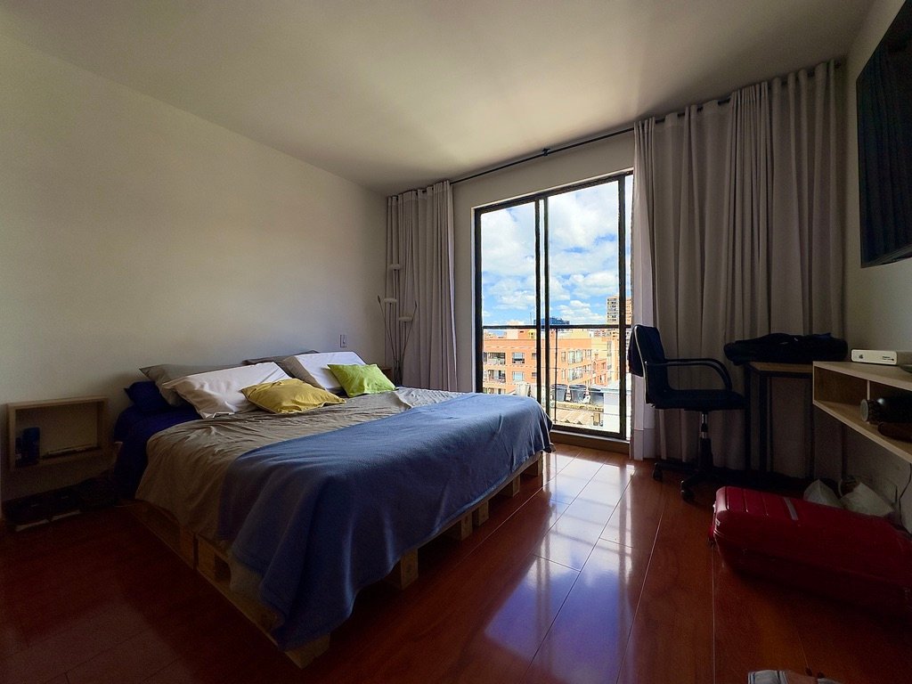 5 APARTAMENTO PINAR DEL COUNTRY EN CEDRITOS LISBOA habitación principal