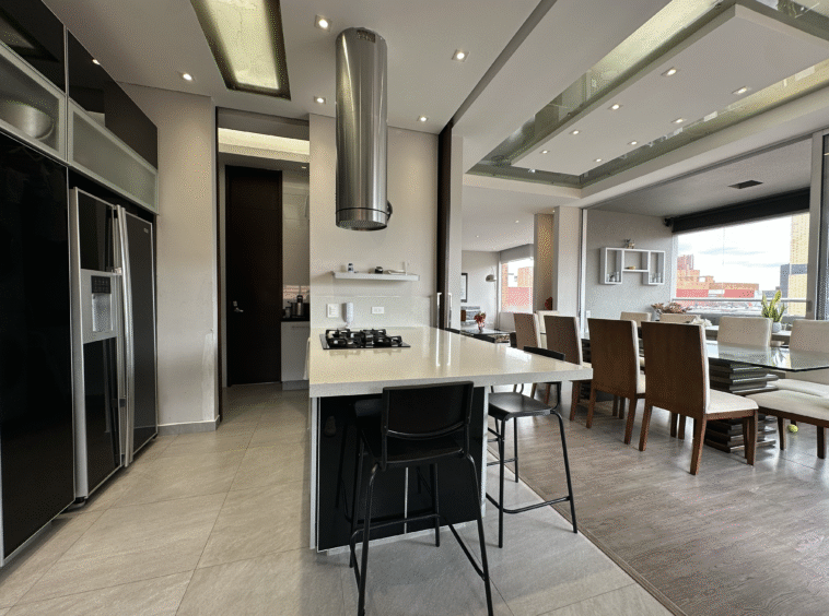 6 COCINA SALA COMEDOR TERRAZA PENTHOUSE APARTAMENTO MIRO CALLE 109 CERCA A PARQUE DE LA 93 EXTERIOR EN TU ZONA