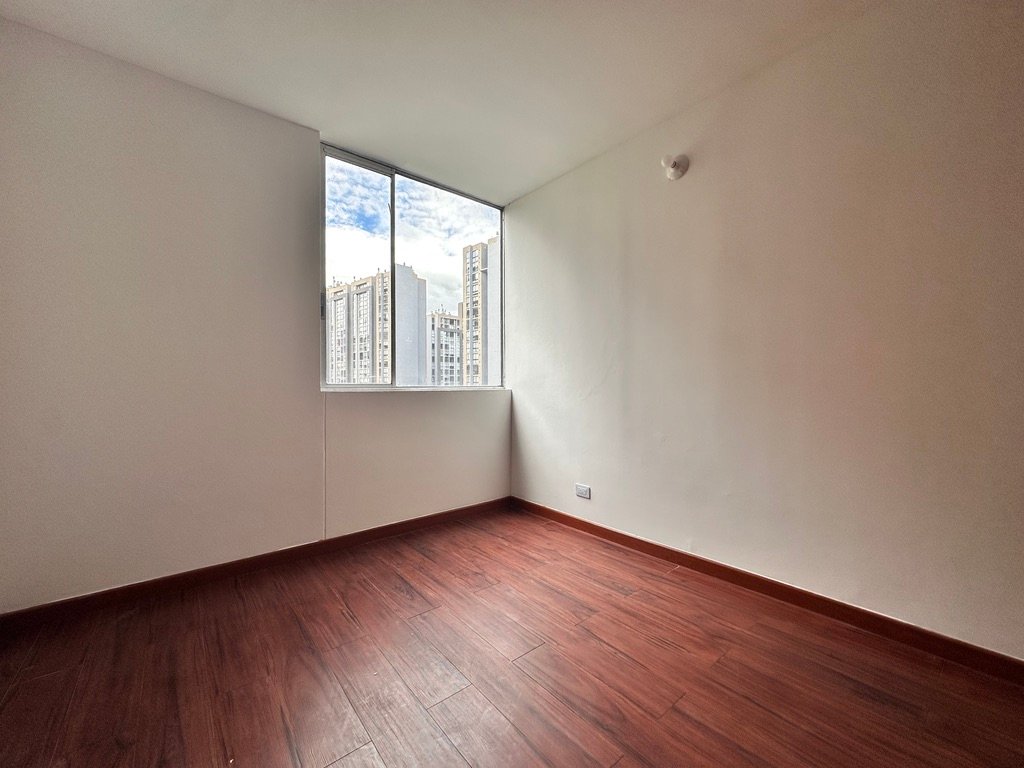 7 APARTAMENTO APARTAMENTO COLINAS DE GRATAMIRA HABITACIÓN ENTUZONA