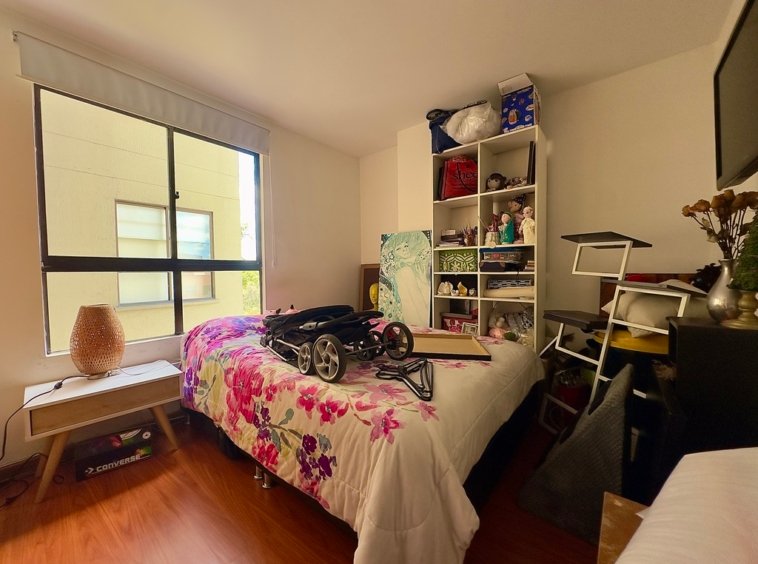 7 APARTAMENTO PINAR DEL COUNTRY EN CEDRITOS LISBOA habitación auxiliar