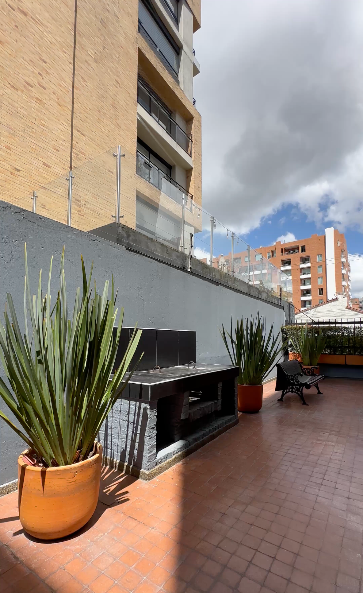 7 APARTAMENTO LOS CERRITOS EN CEDRITOS LISBOA bbq y terraza