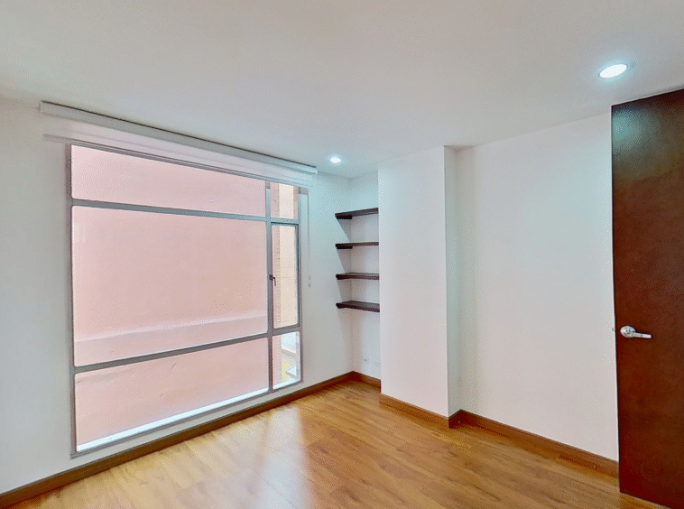 9 APARTAMENTO ALTOS DE GINEBRA EN BELLA SUIZA HABITACIÓN CON BIBLIOTECA