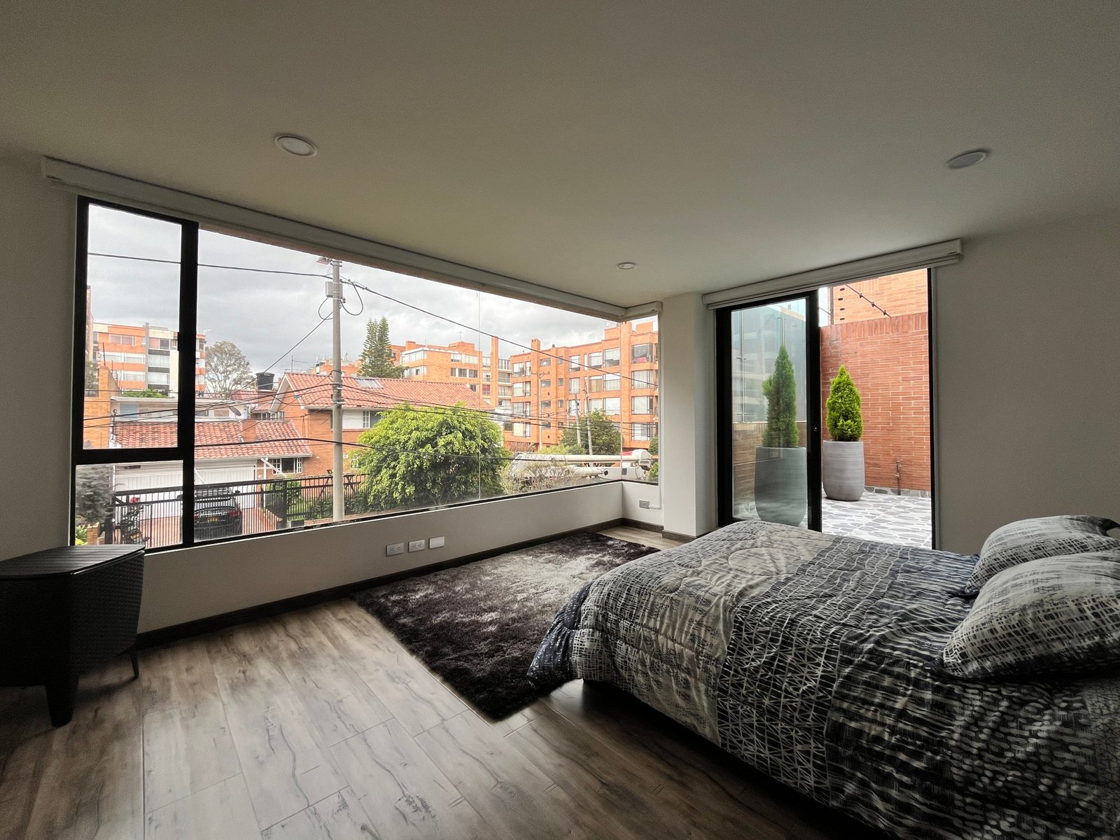 15 habitación terraza APARTAMENTO EN PORTAL DEL CHICÓ sala navarra habitación principal en tu zona felipe villa